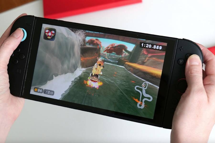 Nintendo Is Building a Switch 2 With a Replaceable Battery